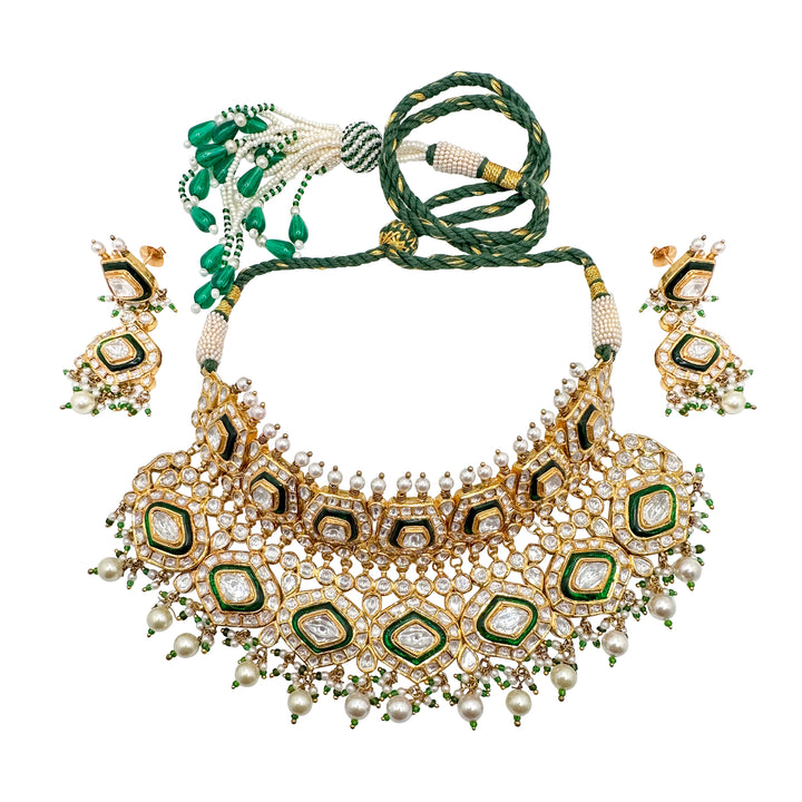 Exquisite Green Emerald Big Choker Kundan Jadau Set