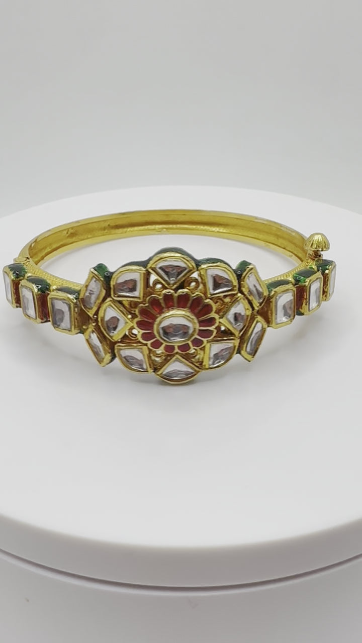 Floral Design Kundan Jadau Bracelet - 22K Gold